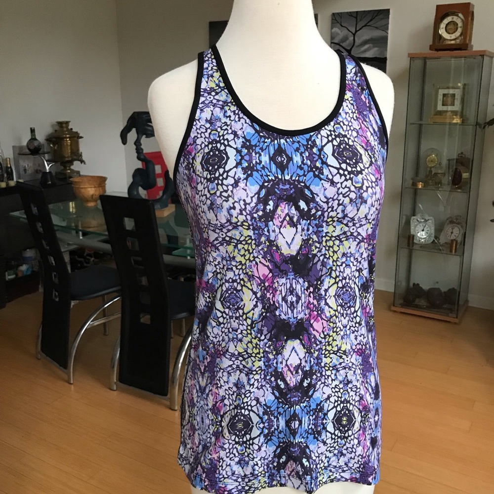 Lorna Jane athletic yoga work out tank